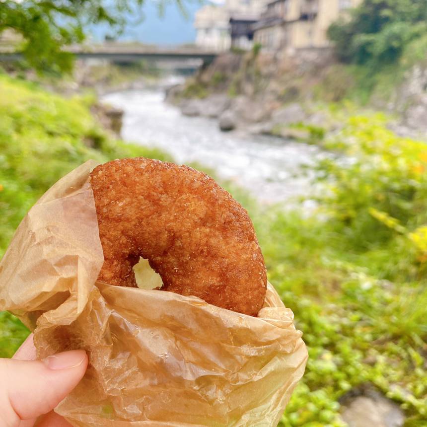 郡上八幡食べ歩きドーナツ